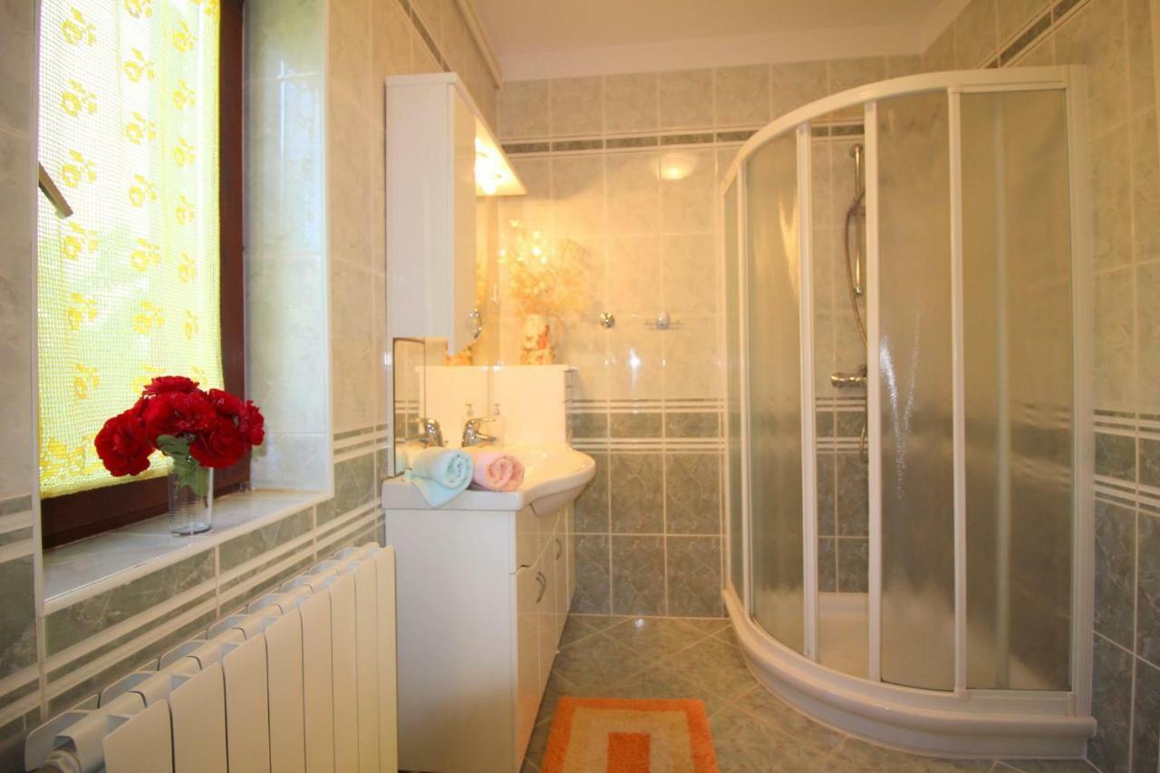 Apartment In Porec/Istrien 37093 Zewnętrze zdjęcie